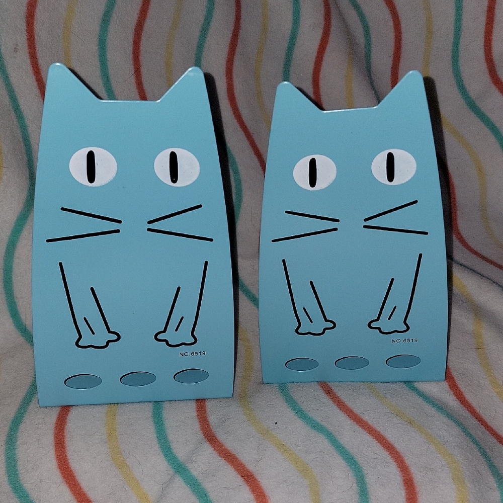 Cat Lady Box Blue Cat Bookends
